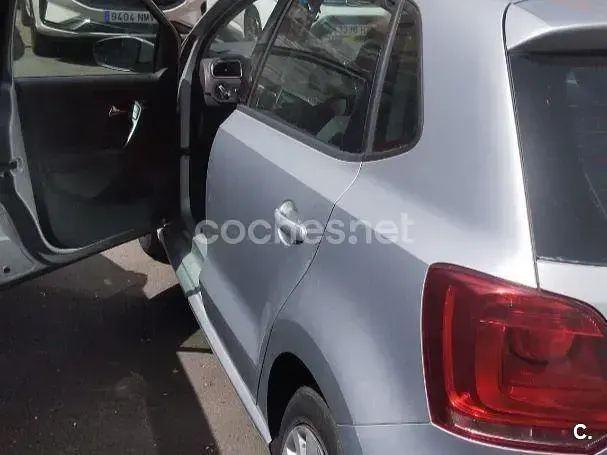 Usado VW Polo Advance 85 CV (62 kW) 2011 Blanco Utilitario
