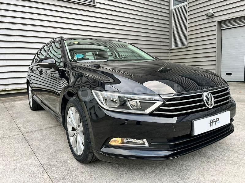 Negro Usado 2018 VW Passat Edition Familiar | 16.990 € (Precio justo) - Imagen 1/4