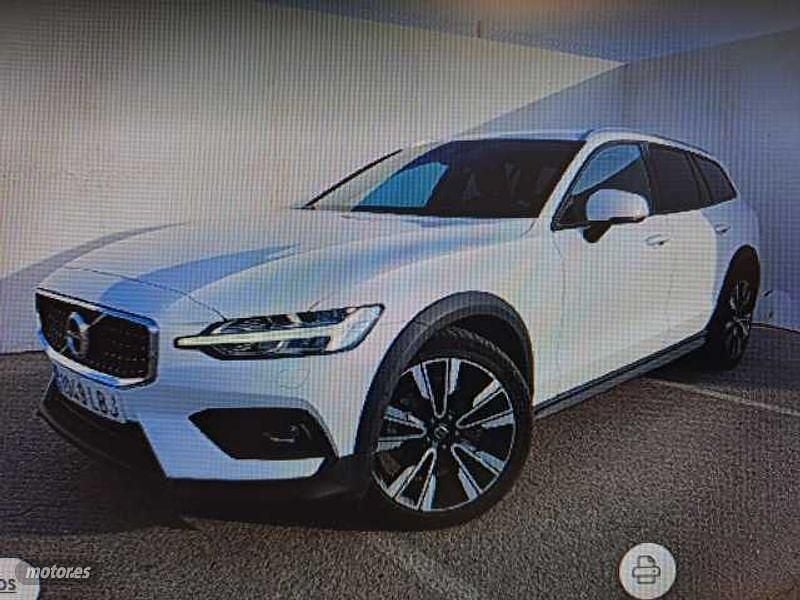 Blanco Usado 2019 Volvo V60 Pro Familiar | 34.800 € - Imagen 1/2