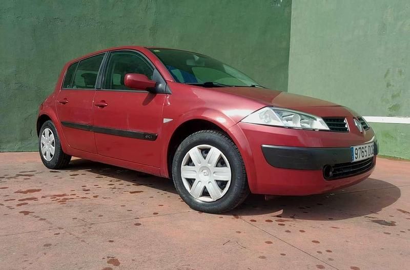 Usado Renault Mégane II Authentique 106 CV (77 kW) 2005 Burdeos Utilitario