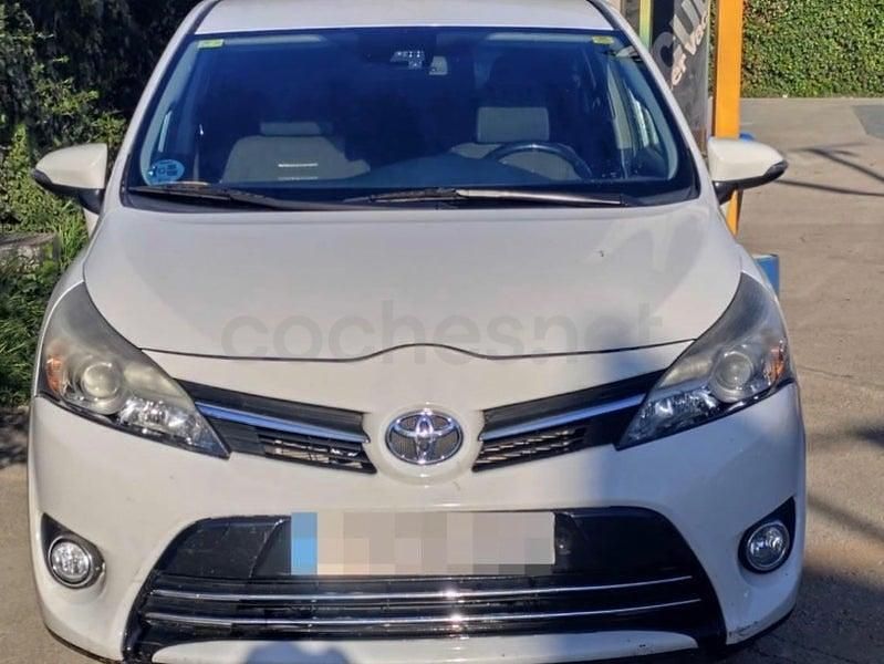 Usado Toyota Verso Advance 132 CV (97 kW) 2018 Blanco Monovolumen