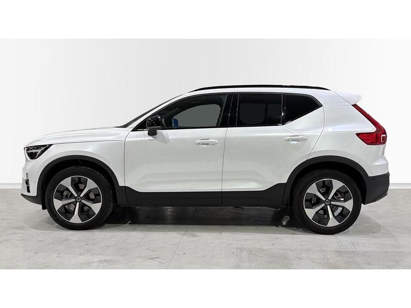 Usado Volvo XC40 Plus 163 CV (119 kW) 2024 Blanco SUV