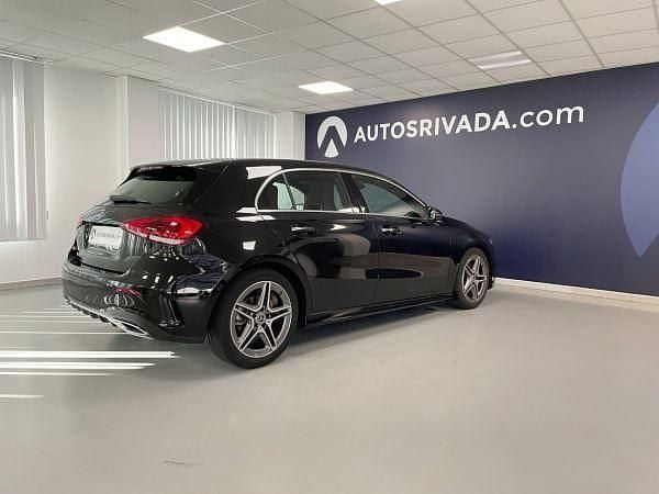 Usado Mercedes A180 AMG 116 CV (85 kW) 2020 Negro noche (estándar) Utilitario