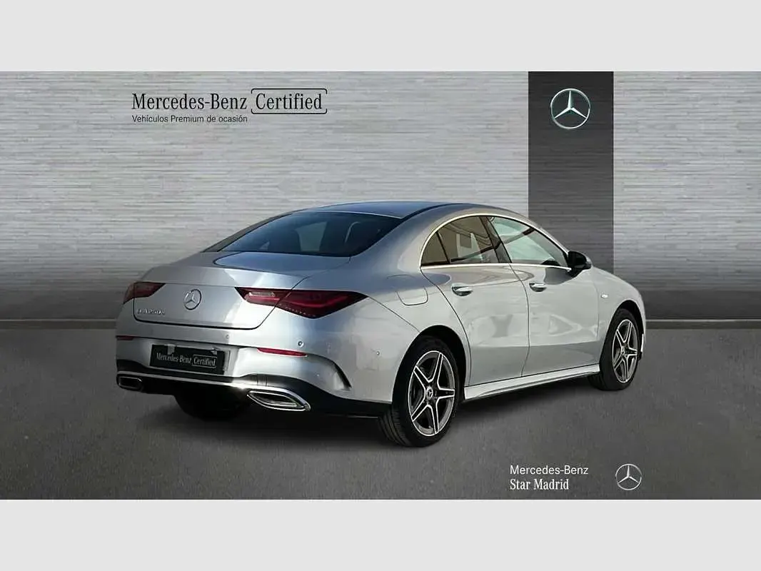 Usado Mercedes CLA250e 218 CV (160 kW) 2025 Plateado Coupe