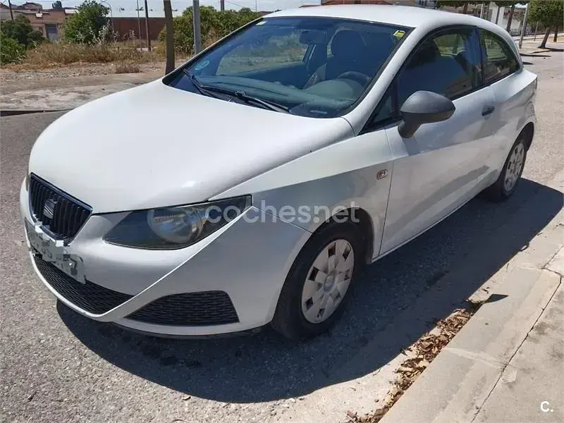 Usado Seat Ibiza SC Reference 60 CV (44 kW) 2011 Blanco Utilitario