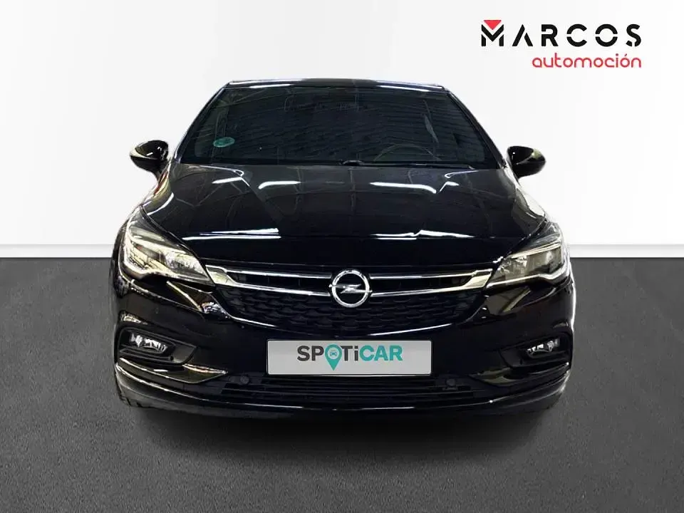 Usado Opel Astra Dynamic 150 CV (110 kW) 2017