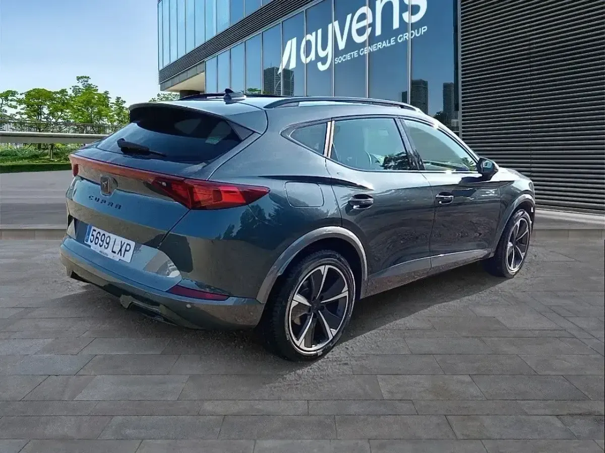 Usado Cupra Formentor 204 CV (150 kW) 2022 Gris / plata SUV