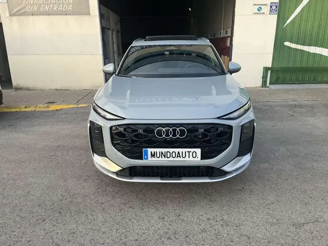 Nuevo Audi Q3 S-Line 150 CV (110 kW) 2026 Gris SUV