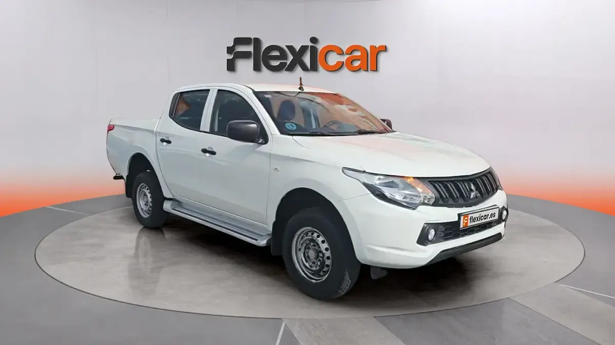 Usado Mitsubishi L200 154 CV (113 kW) 2019 Blanco Pickup/Camioneta