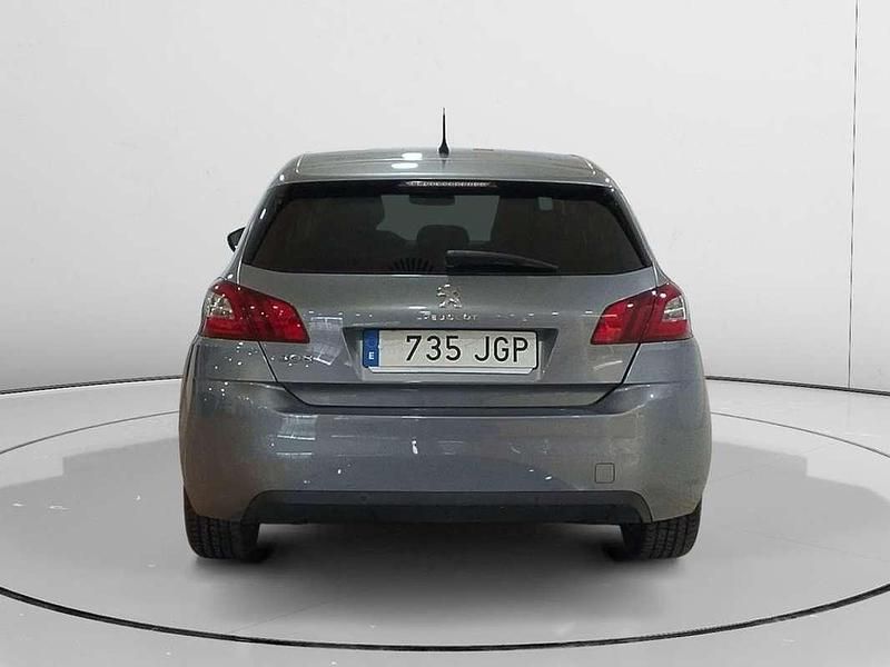 Usado Peugeot 308 Style 132 CV (97 kW) 2015 Gris Utilitario