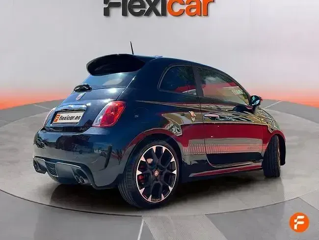 Usado Abarth 595 140 CV (102 kW) 2016 Negro Utilitario