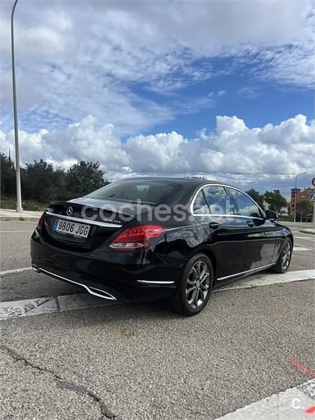 Usado Mercedes C220 170 CV (125 kW) 2014 Negro Berlina