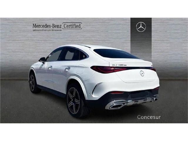 Usado Mercedes GLC300e AMG line 333 CV (244 kW) 2023 Blanco Coupe