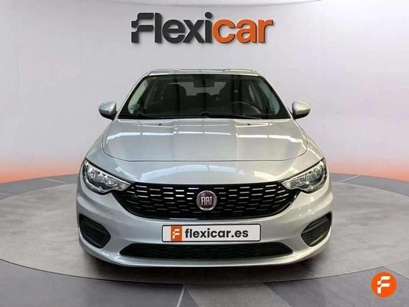 Usado Fiat Tipo Business 120 CV (88 kW) 2016 Gris Utilitario