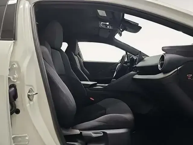 Usado Toyota C-HR Advance 140 CV (102 kW) 2024 Blanco SUV