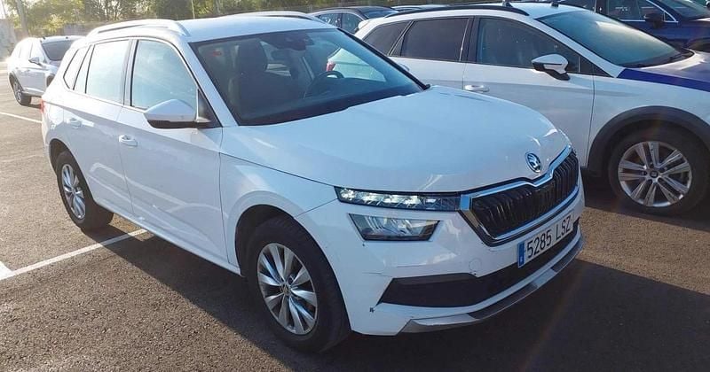Usado Skoda Kamiq Ambition 110 CV (80 kW) 2021 SUV