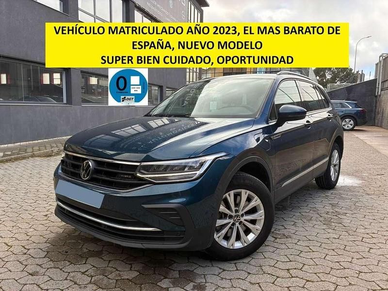 Usado VW Tiguan Life 245 CV (180 kW) 2023 Azul SUV