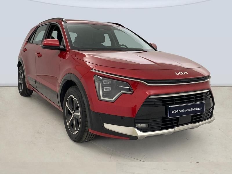 Usado Kia Niro 129 CV (94 kW) 2025 Blanco SUV