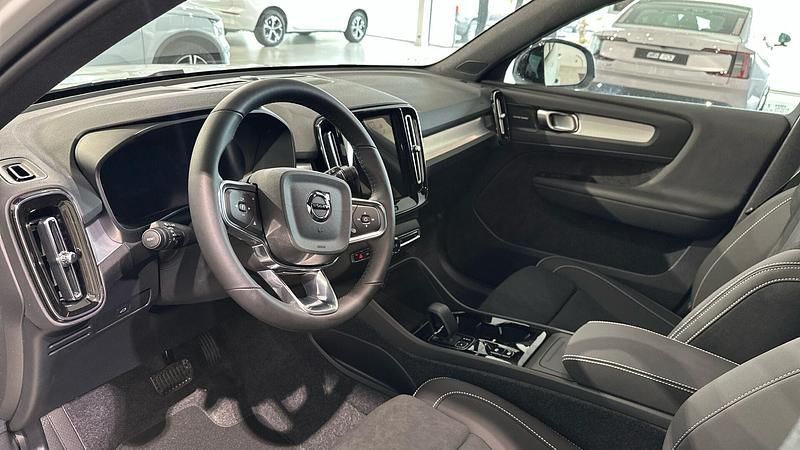 Nuevo Volvo XC40 Plus 163 CV (119 kW) 2026 Otro SUV