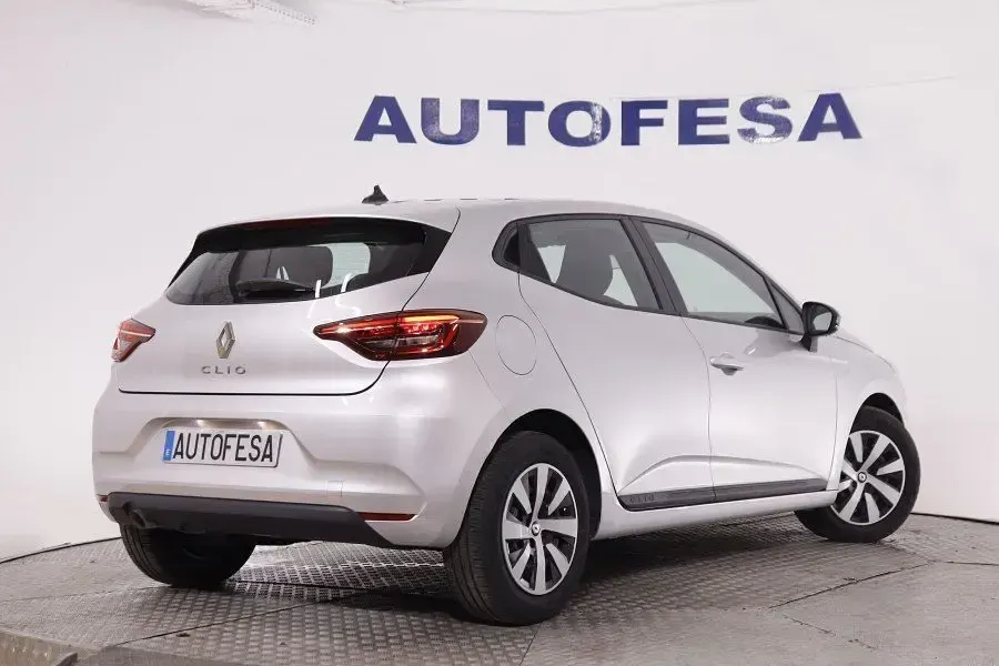 Begagnad Renault Clio V Equilibre 90 HK (66 kW) 2023 Silver
