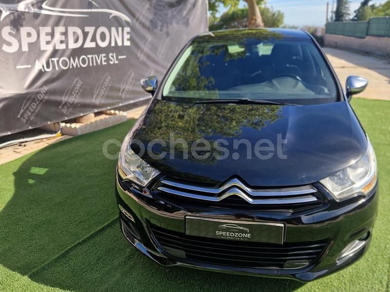Usado Citroën C4 114 CV (83 kW) 2015 Negro Berlina