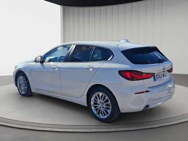 Usado BMW 116 116 CV (85 kW) 2023 Blanco Utilitario