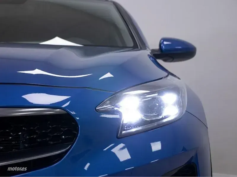 Usado Kia XCeed 120 CV (88 kW) 2022 SUV