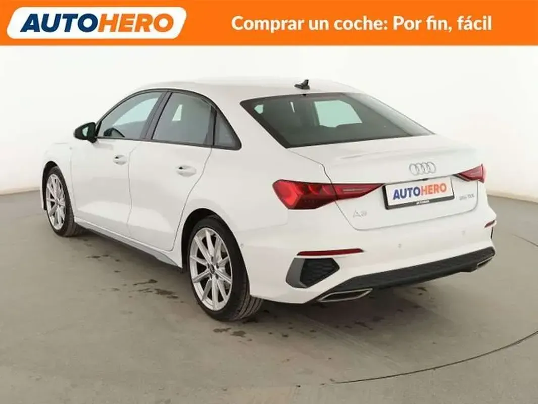Usado Audi A3 S-Line 150 CV (110 kW) 2021 Blanco Berlina