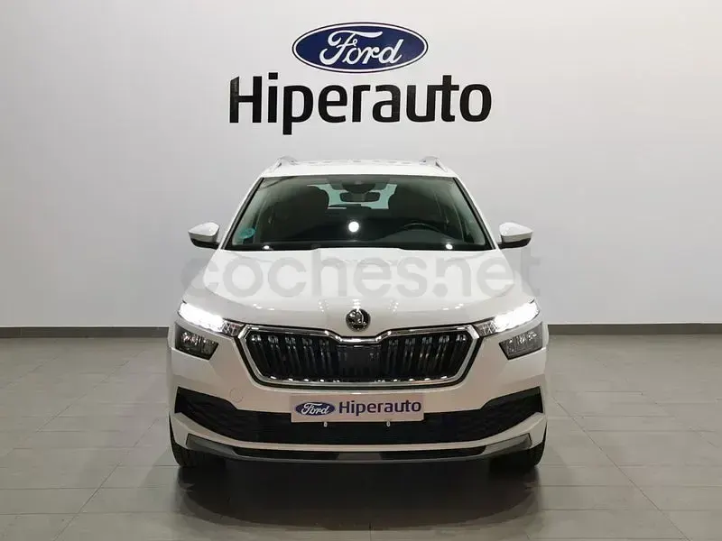 Usado Skoda Kamiq Ambition 110 CV (80 kW) 2024 Blanco SUV
