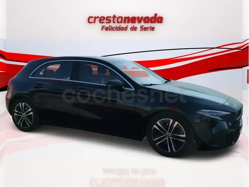 Usado Mercedes A180 136 CV (100 kW) 2023 Negro Berlina