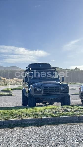 Usado Land Rover Defender S 122 CV (89 kW) 2011 Gris / plata Familiar
