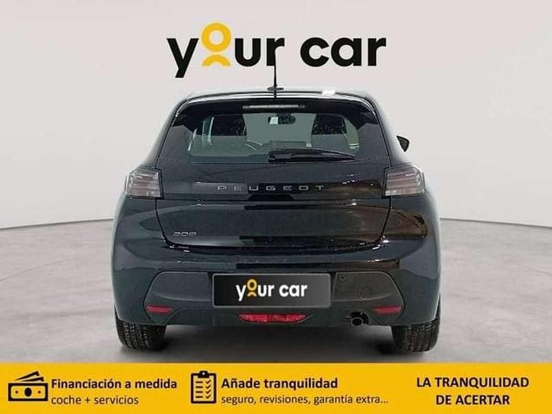 Usado Peugeot 208 Style 102 CV (75 kW) 2025 Negro Utilitario
