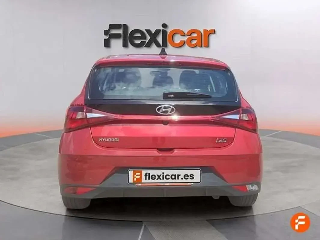 Usado Hyundai i20 101 CV (74 kW) 2023 Blanco Utilitario