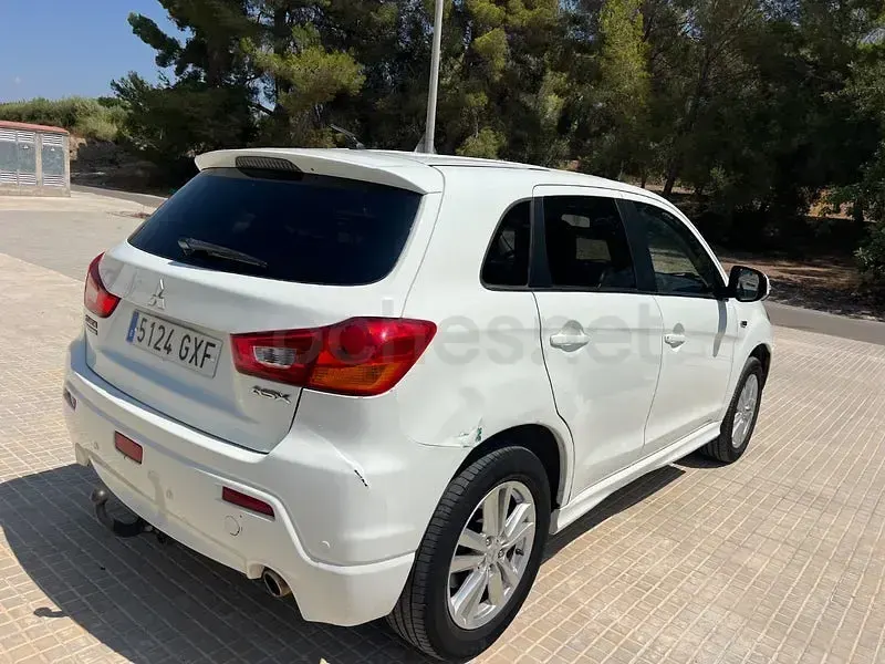 Usado Mitsubishi ASX 116 CV (85 kW) 2010 Blanco SUV