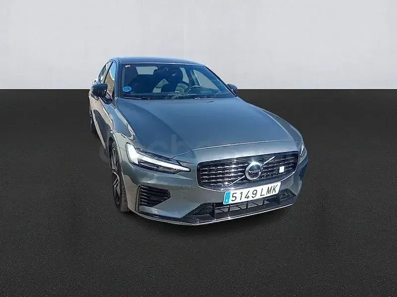 Usado Volvo S60 405 CV (297 kW) 2020 Gris / plata Berlina