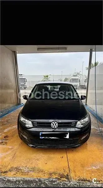 Usado VW Polo Advance 75 CV (55 kW) 2010 Negro Utilitario