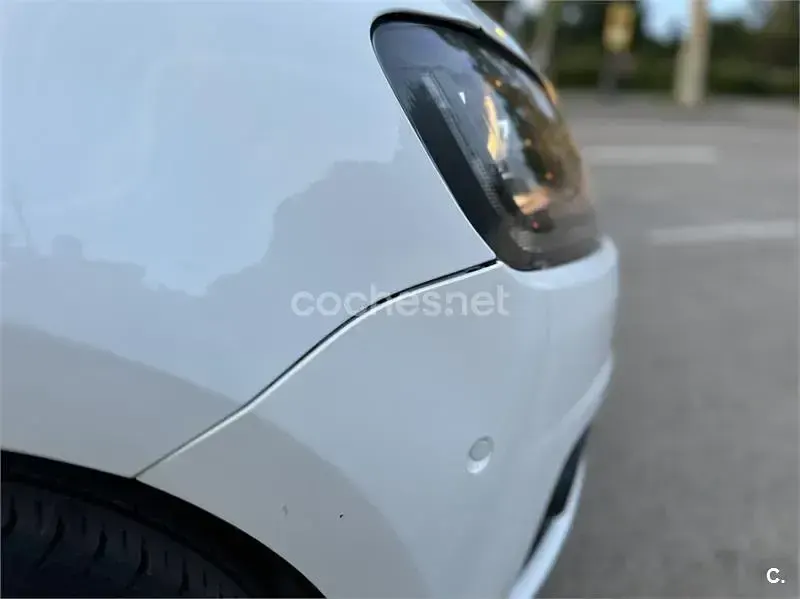 Usado Seat Alhambra Style 150 CV (110 kW) 2018 Blanco Monovolumen