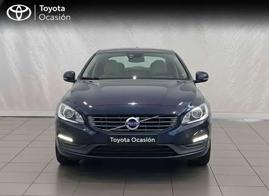 Occasion Volvo S60 Momentum 150 PK (110 kW) 2018 Blauw Sedan