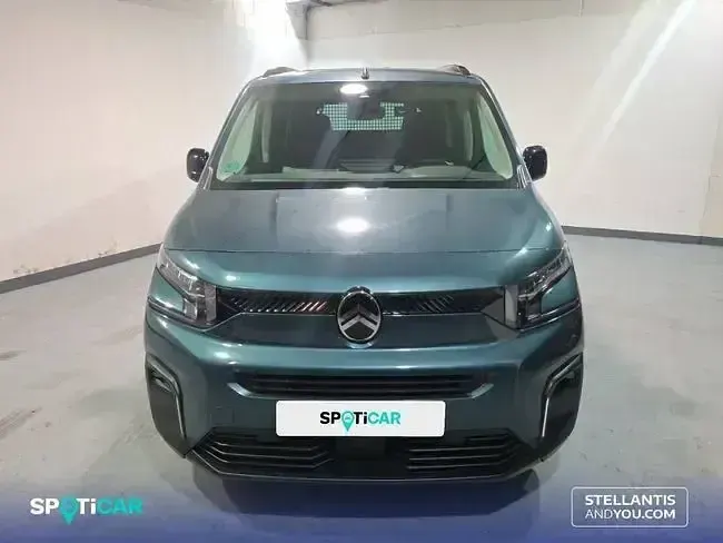 Usado Citroën Berlingo 102 CV (75 kW) 2024 Azul Monovolumen