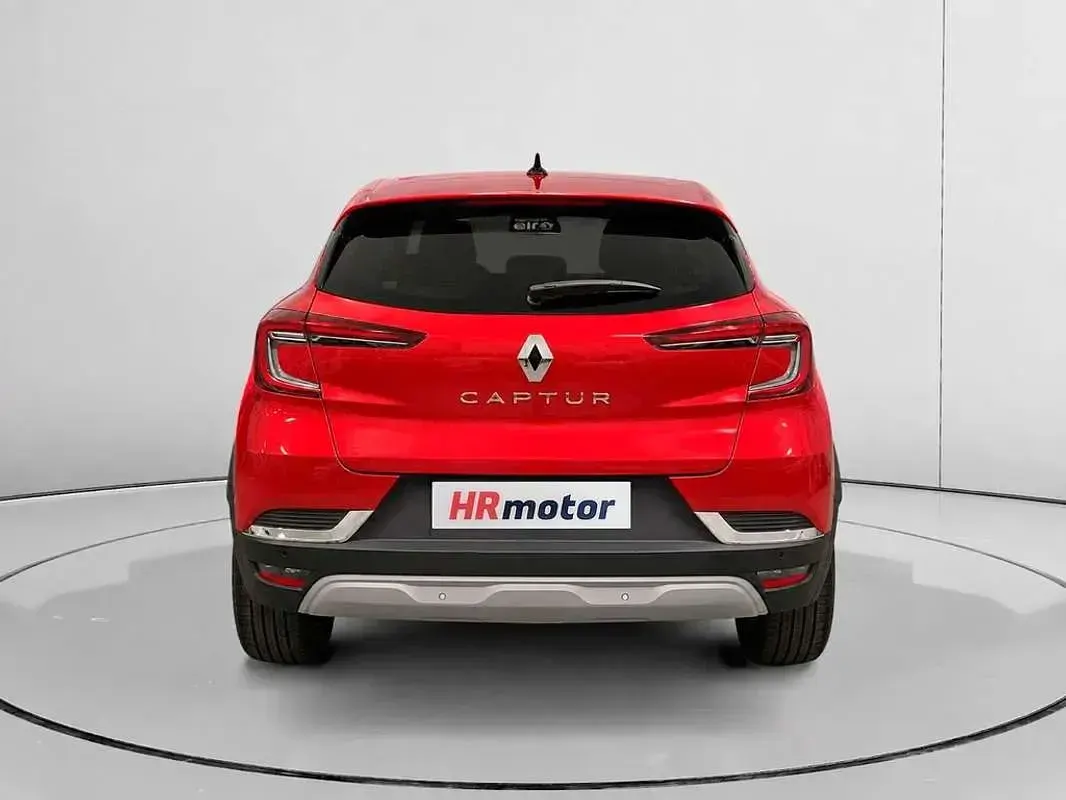 Usado Renault Captur Techno 91 CV (66 kW) 2024 Rojo SUV