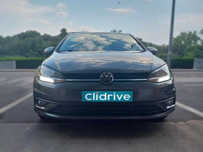 Usado VW Golf VII Edition 116 CV (85 kW) 2019 Gris Utilitario