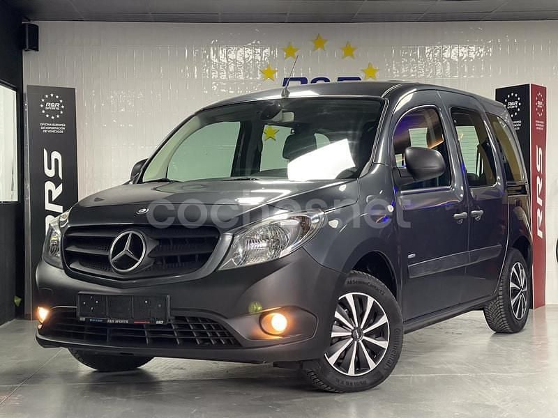 Gris / plata Usado 2016 Mercedes Citan 111 Familiar | 12.990 € (Precio justo) - Imagen 1/4