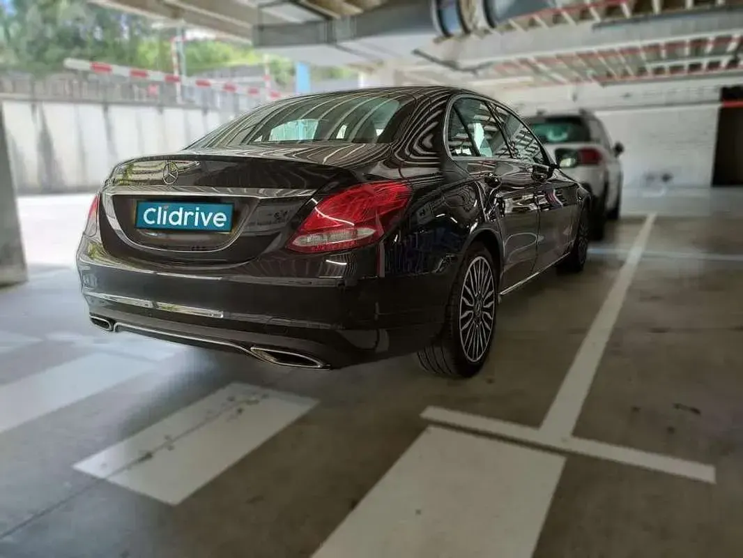 Usado Mercedes C300 245 CV (180 kW) 2017 Negro Coupe
