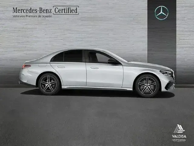 Usado Mercedes E220 197 CV (144 kW) 2026 Plata hightech Berlina