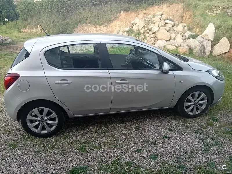 Usado Opel Corsa Selective 90 CV (66 kW) 2018 Blanco Utilitario