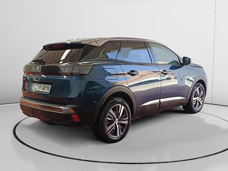 Usado Peugeot 3008 Allure 132 CV (97 kW) 2024 Azul SUV
