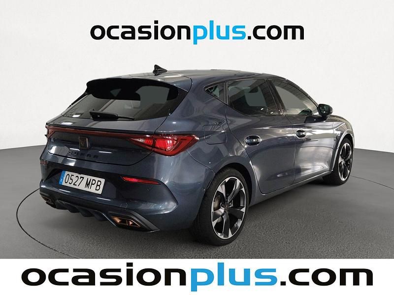 Usado Cupra Leon 204 CV (150 kW) 2024 Gris / plata Berlina