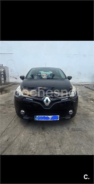 Begagnad Renault Clio IV Authentique 75 HK (55 kW) 2015 Svart Sedan