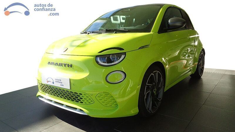 Verde Nuevo 2025 Abarth 500e Turismo Utilitario | 33.000 € - Imagen 1/4