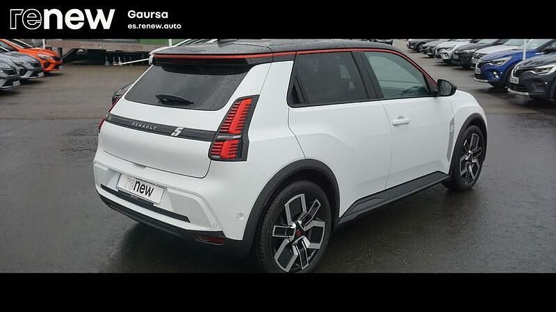 Usado Renault R5 Techno 88 kW (120 CV) 2025 Blanco Utilitario